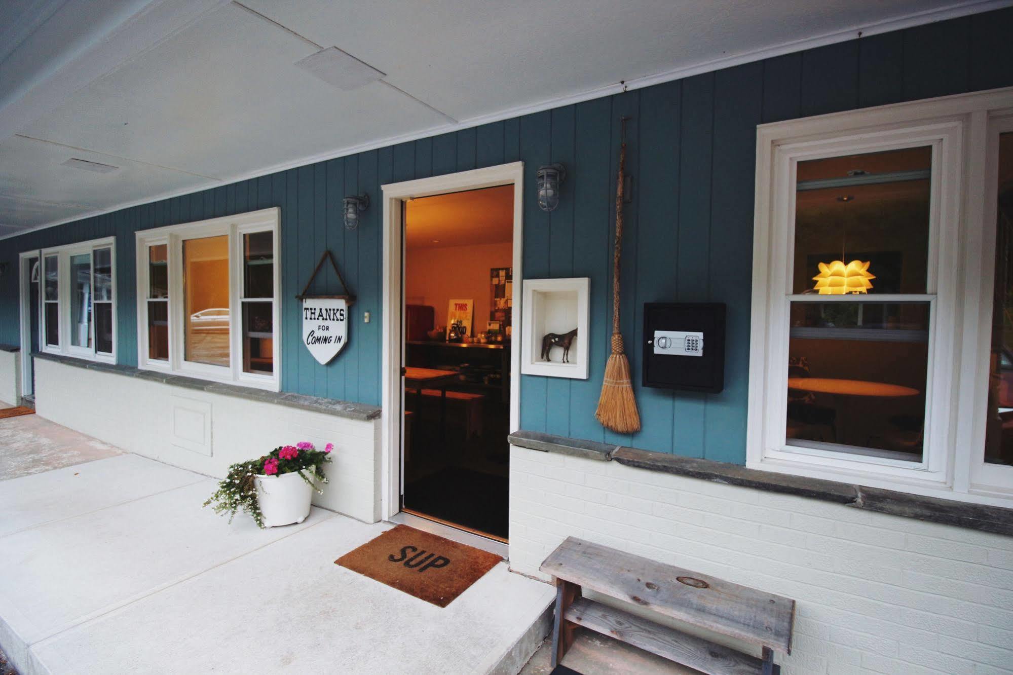 Motel The Little Lion Great Barrington Esterno foto